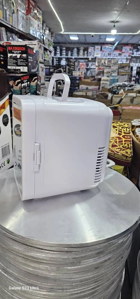 یخچال مسافرتی