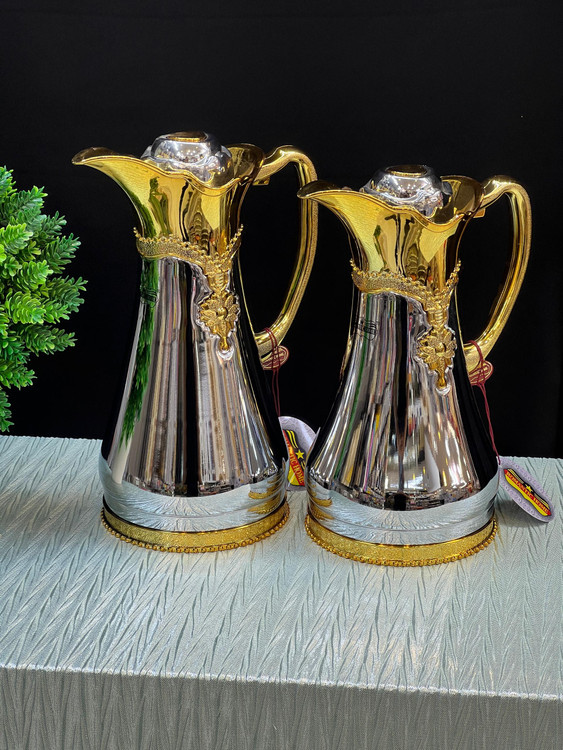 فلاسک مجلسی طلایی نقره ای جفتی دکمه دار کد 1928