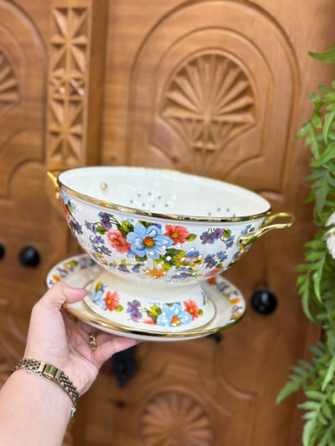 آبکش گلدار با زیر بشقاب جنس لعابی