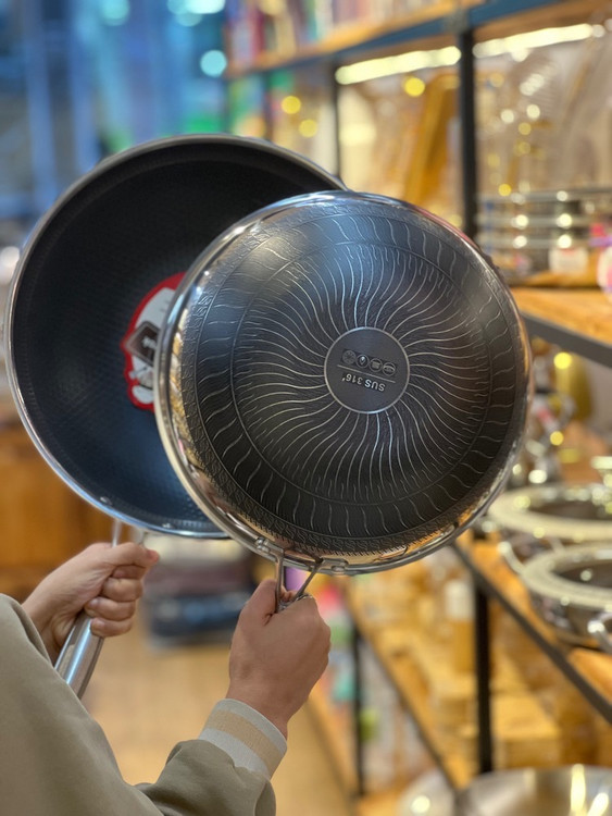 ماهیتابه لیزری ووک نچسب - نمای جانبی